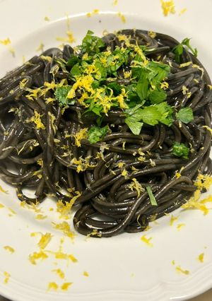A picture of One-Pan Spaghetti with Squid Ink and Lemon.