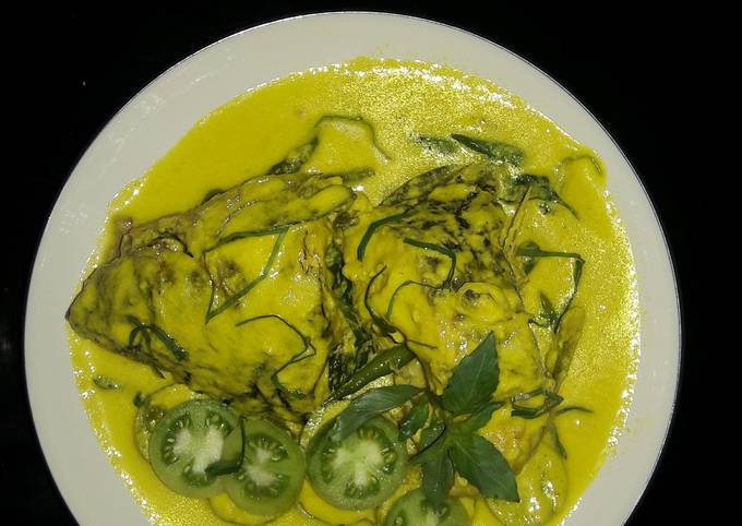 Resep Gulai Kuning Ikan Mas yang Enak