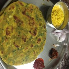 A picture of Palak thepla.