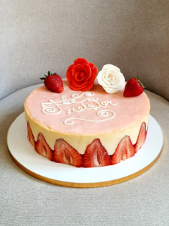 عکسی از دستور 🇫🇷 کیک فرزیه یا توت فرنگی فرانسوی 🍓 (Fraisier Cake)