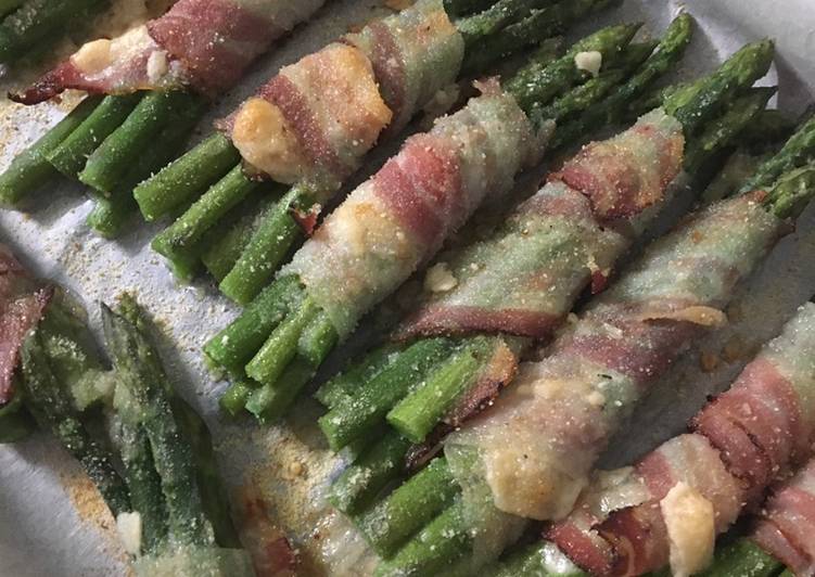 Asparagi al bacon