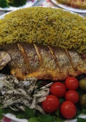 عکسی از دستور سبزی پلو با ماهی شب عید
