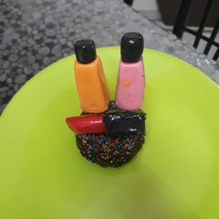 A picture of Chocolate cupcake.