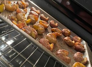 A picture of Crispy Smashed Potatoes.
