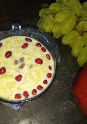 A picture of Fruit custard.