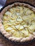 Crostata salata con ricotta, mortadella, groviera e patate