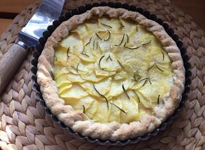 Foto di Crostata salata con ricotta, mortadella, groviera e patate