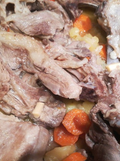 Una foto de Pierna de cordero salteada