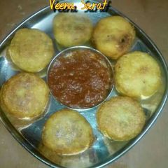 A picture of Aalu or chana dal ka cutlets.