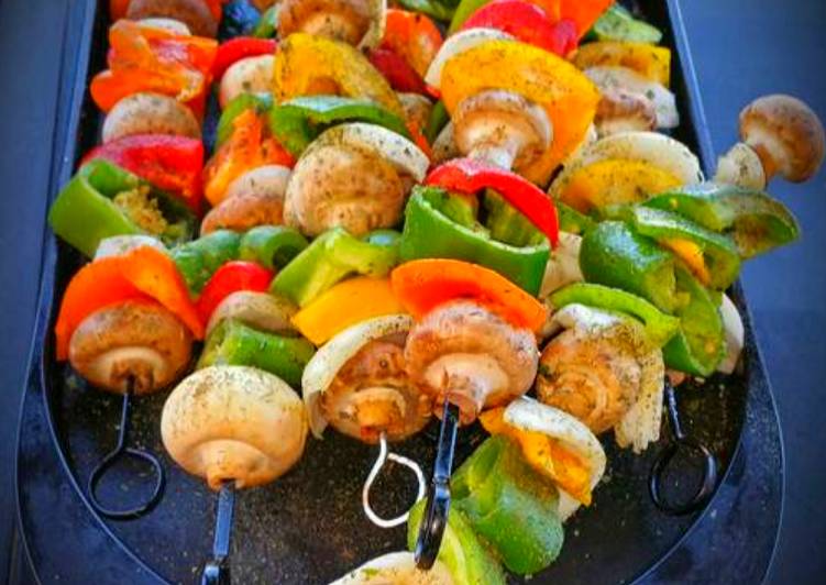 Recipe of Award-winning Mike&#39;s Chicken Shish Kebabs &amp; Tzatziki Sauce