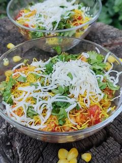 કોર્ન ભેળ (Corn Bhel Recipe In Gujarati) રેસીપી મુખ્ય ફોટો