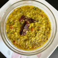 A picture of Makar Sankranti Special Khichadi.