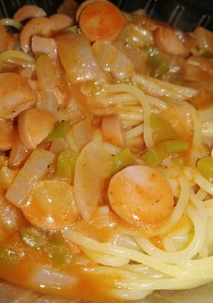 Una foto de Salsa de salchichas fácil 🍝