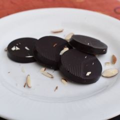 A picture of Almond Chocolate.