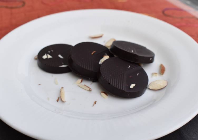 Easiest Way to Make Perfect Almond Chocolate