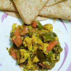 A picture of Mix sabzi.