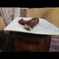 A picture of Oreo coconut roll.