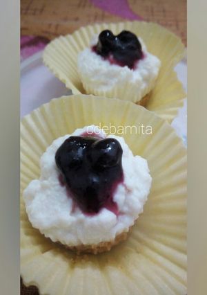 A picture of Mini Eggless Cheesecake.