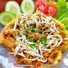 Tahu Telor Bumbu Kacang রেসিপির প্রধান ছবি