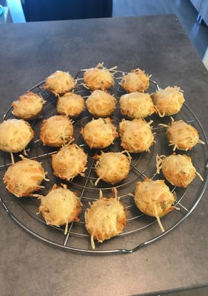 Une photo de Bouchon au saumons