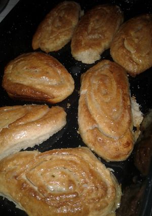 Una foto de Rollitos de manteca y Rollitos de dulce de leche💗