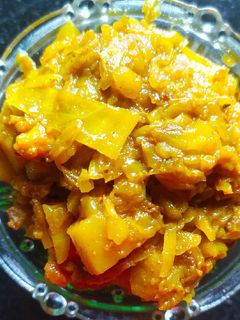 বাঁধাকপি আলুর তরকারি (bandhakopi alur torkari recipe in Bengali) রেসিপির প্রধান ছবি