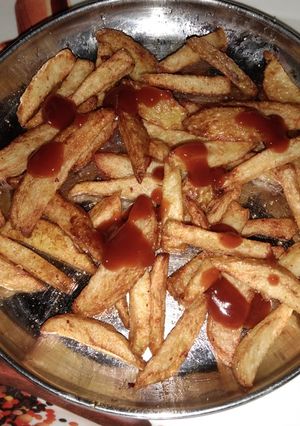 पोटैटो फ्रेंच फ्राइज़ (potato french fries recipe in Hindi) रेसिपी मुख्य फोटो