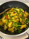 ไก่ผัดผงกะหรี่