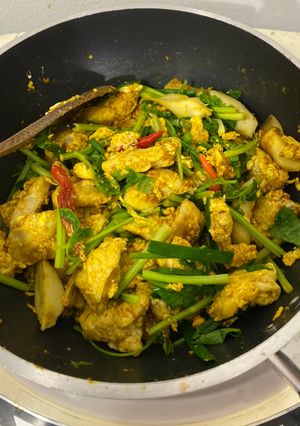 รูปของ ไก่ผัดผงกะหรี่