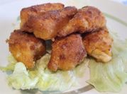 Una foto di pollo paprika e pangrattato