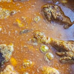 A picture of Chicken Badami Korma😋.