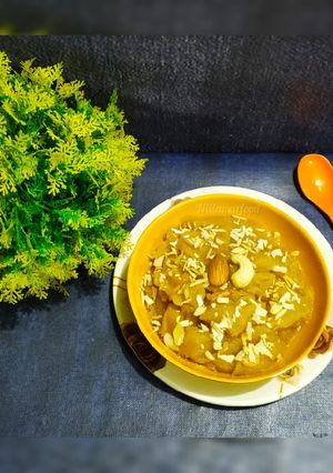 A picture of Suji Ka Halwa.