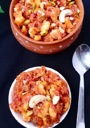 बिना मावा हलवाई स्टाइल गाजर का हलवा(bina mawa halwai style gajar ka halwa recipe in hindi) रेसिपी मुख्य फोटो