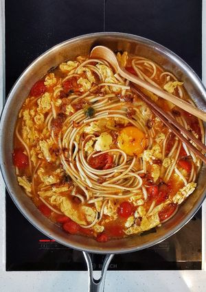 A picture of Savoury Tomato Egg Udon (Noodle) 🍜.