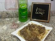 A picture of pan beef stroganoff