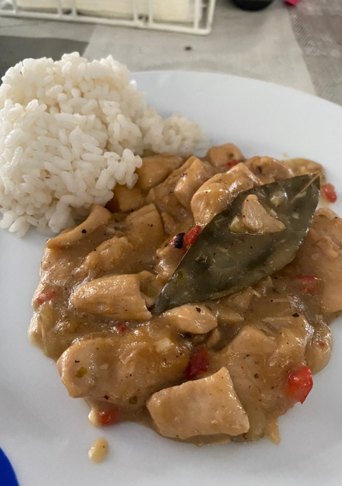 Una foto de Pollo a la cerveza