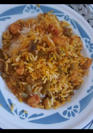 عکسی از دستور لوبیا پلو خوشمزه با فیله مرغ