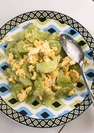 Foto resep Tumis Timun Telur 🥒🍳