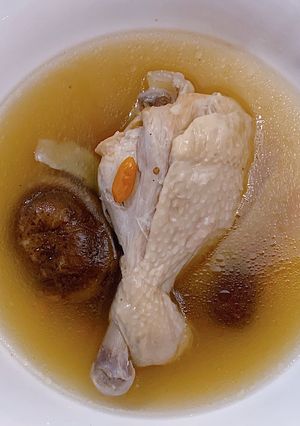 รูปของ ไก่ตุ๋นยาจีน