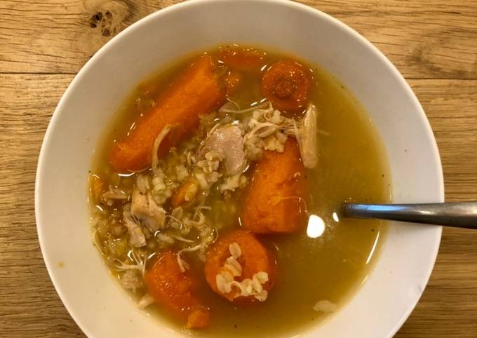 "Hug in a bowl" chicken soup  #glutenfree #dairyfree