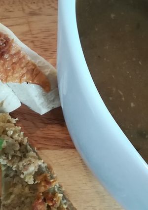 A picture of Turkey Gravy.