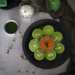 A picture of Green Peas Coconut Rava Idli.