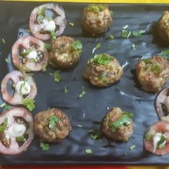 A picture of Baked stuffed mushroom.