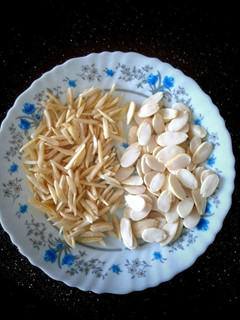 عکسی از دستور خلال بادام خانگی