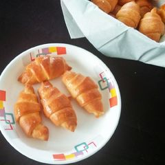 A picture of Buttery Crescent Rolls.