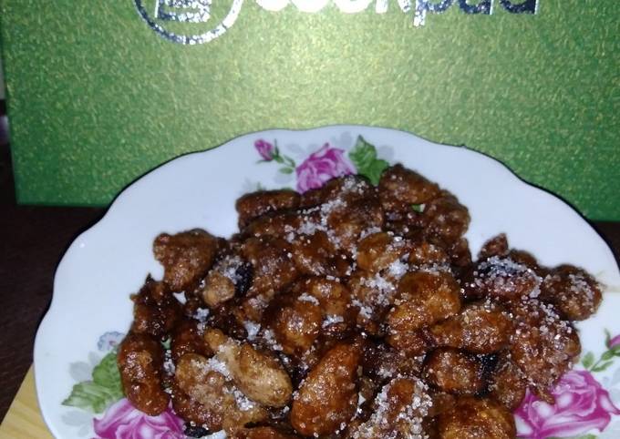 Camilan Goreng Terigu Coklat Sederhana