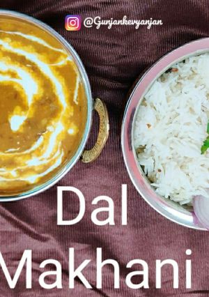 A picture of Dal Makhni.