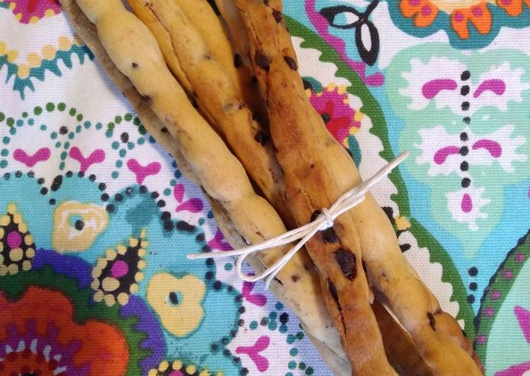 Grissini con lievito madre e gocce di cioccolato