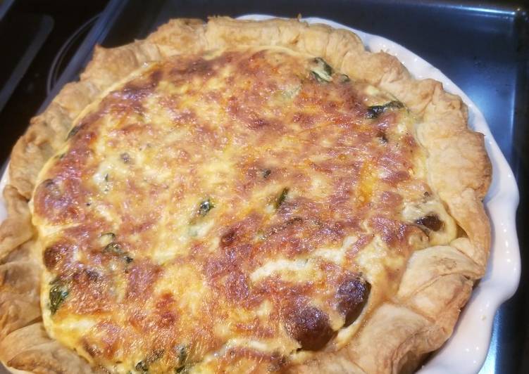 Recipe of Tasty Mushroom, carmelized onion, spinach, and gruyere quiche