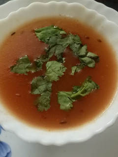 ટોમેટો સૂપ(Tomato Soup Recipe in Gujarati રેસીપી મુખ્ય ફોટો